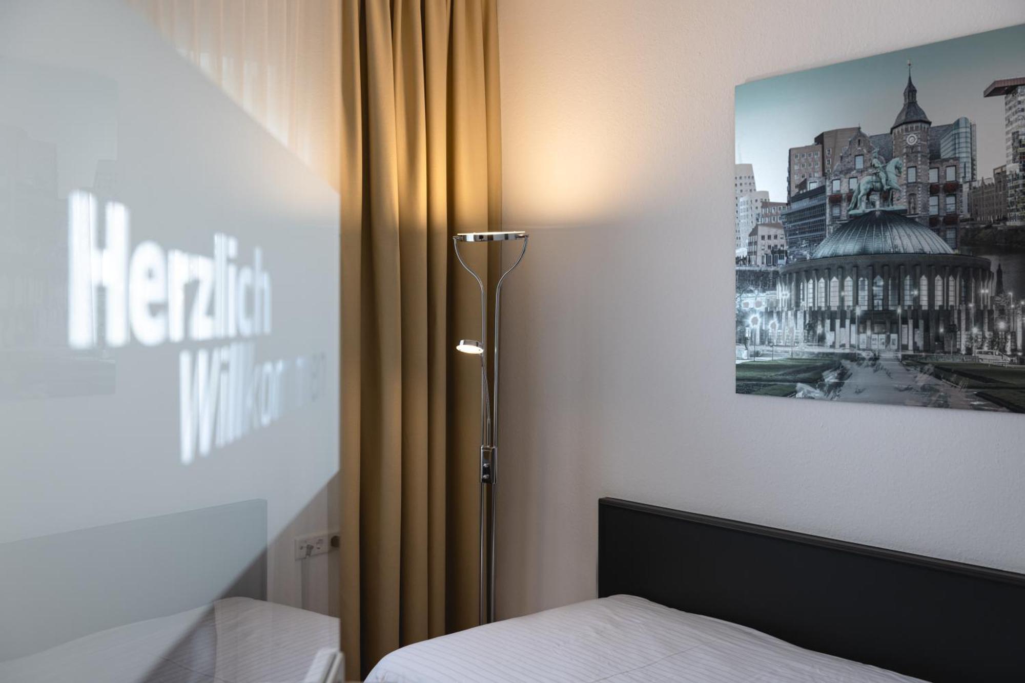Hotel Astra Düsseldorf Kültér fotó